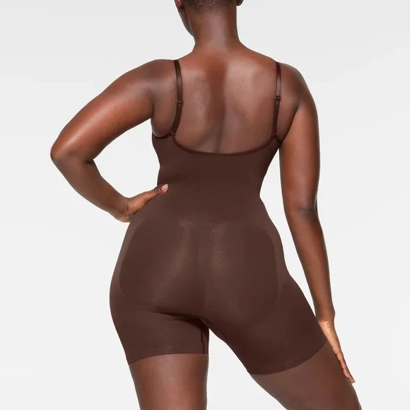 Skims Seamless Sculpt Mid Thigh Bodysuit in Espresso Brown NIB